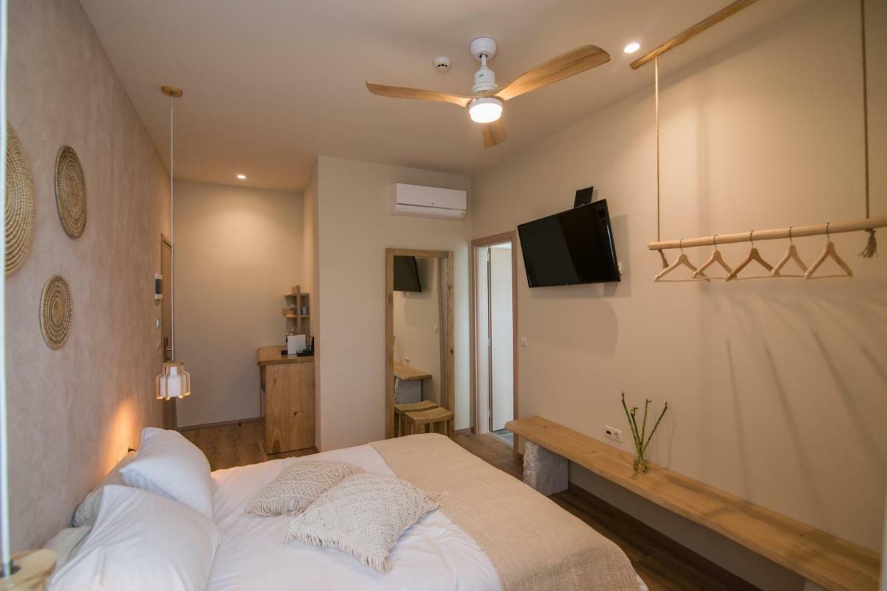 Ederlezi Boutique Hotel アテネ エクステリア 写真